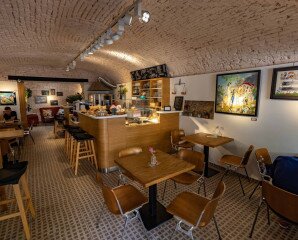 Füge Fagyiudvar és Kávézó