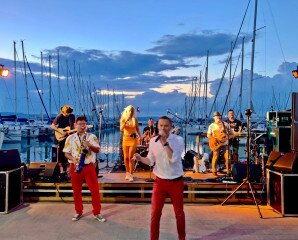 Nyárindító buli a Smile Zenekarral Balatonlellén