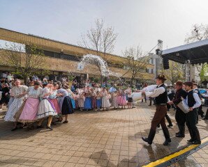 Robban a tavasz Siófokon