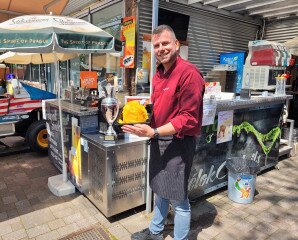 Varga Tamás - Amaretto Fagyizó, Balatonalmádi